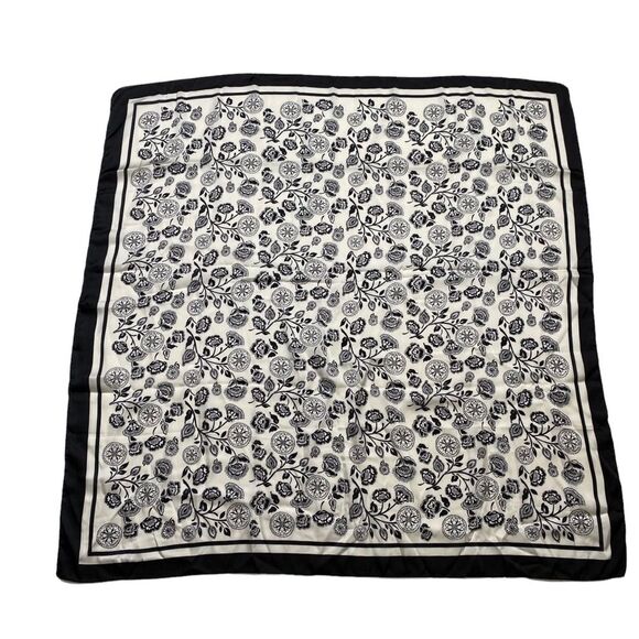 Vintage Avon Black & White Silky Vegan Floral Scarf - Picture 2 of 10